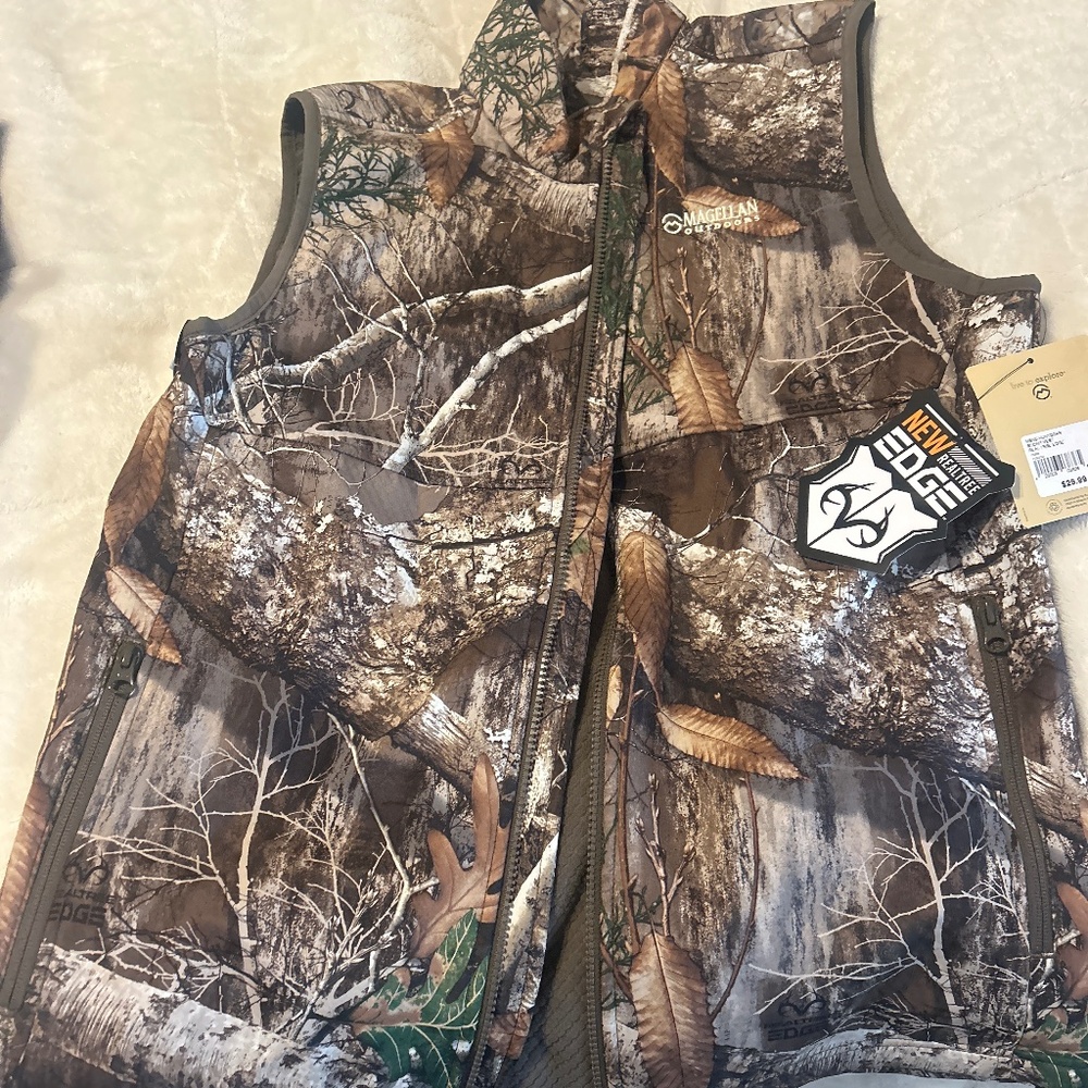 Magellan hunting vest